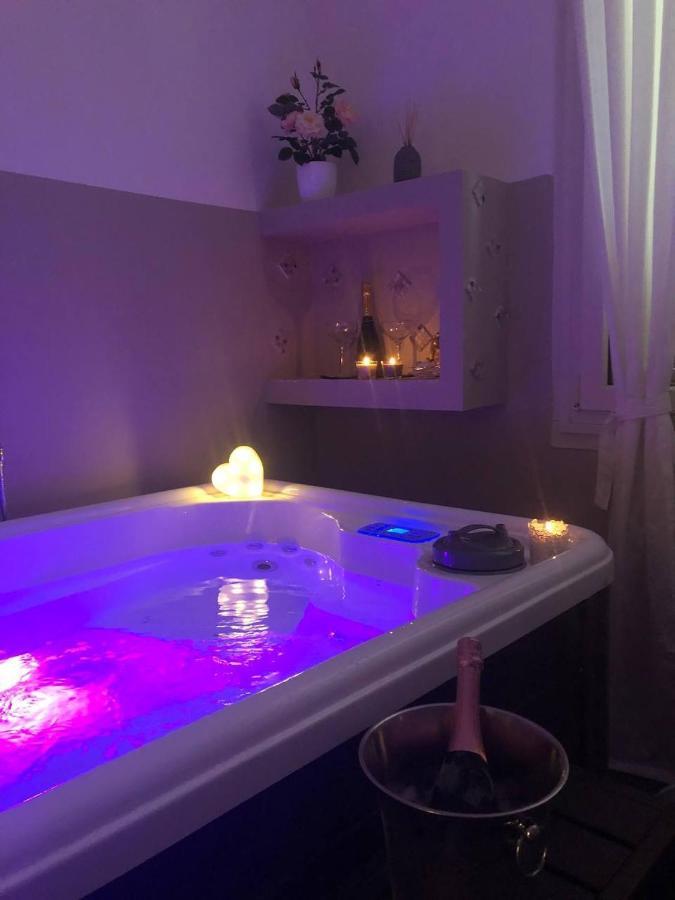 Casa Vacanza Sofa 호텔 사사리 외부 사진